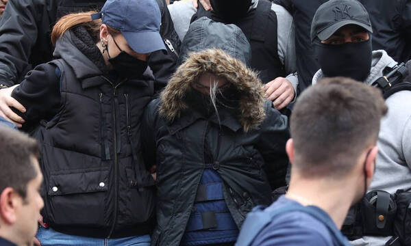 Πάτρα - Τα στοιχεία που «καίνε»: «Η Μαλένα ήταν 20 λεπτά νεκρή όταν έφτασαν οι γιατροί της ΜΕΘ»