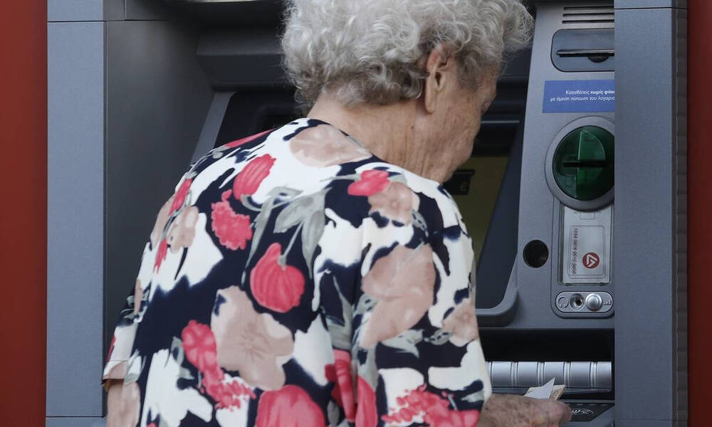 Συντάξεις: Ποιοι θεμελιώνουν δικαίωμα πριν τα 62 - Τα νέα όρια