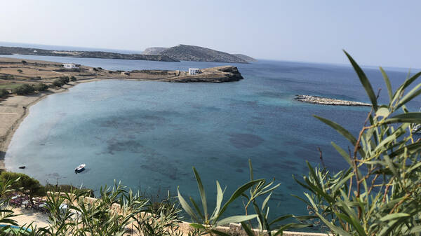 Η Σχοινούσα σε προκαλεί να την ανακαλύψεις