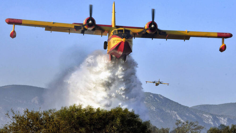 Πώς το Canadair έγινε το σύμβολο της αποτελεσματικής πυρόσβεσης