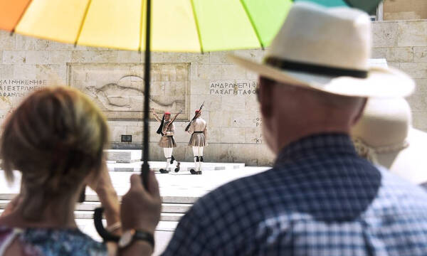 Καιρός: Θα ξεπεράσει τους 40 βαθμούς ο υδράργυρος - Αυτές θα είναι οι δυσκολότερες μέρες