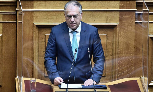Τάκης Θεοδωρικάκος: Οι επιπτώσεις μιας ίωσης προκάλεσαν μια μικρή αδιαθεσία – «Όλα καλά»