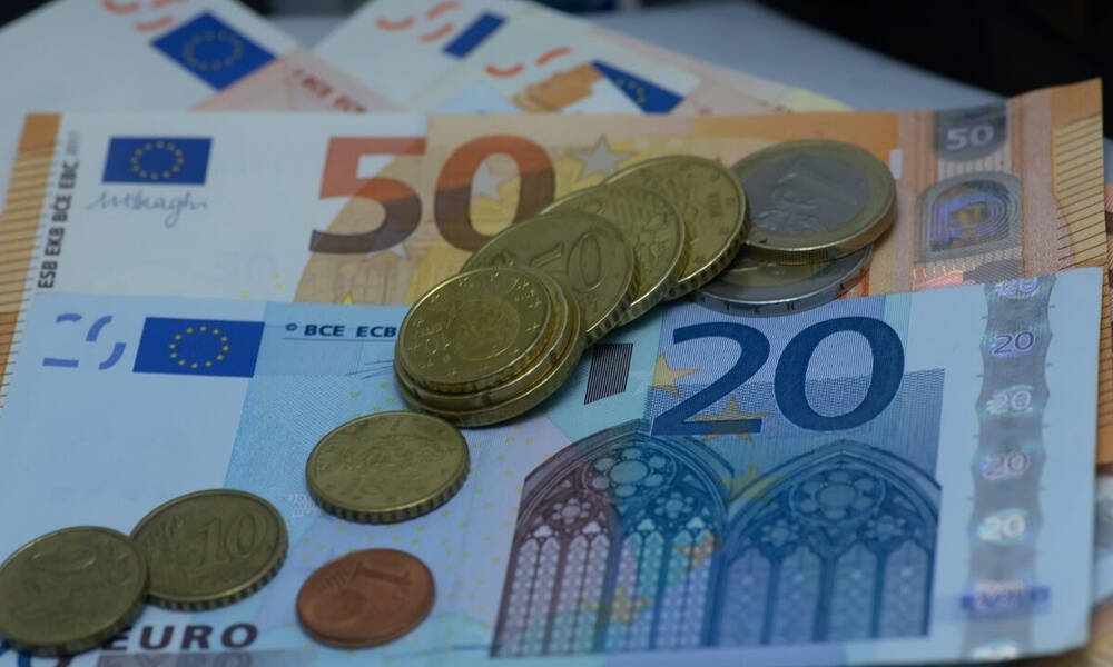 ΟΠΕΚΑ: Πότε θα γίνουν οι πληρωμές για τα επιδόματα