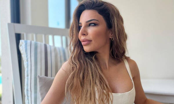 Κέλλυ Κελεκίδου: Οι πρώτες φώτο της με μπικίνι στα 44 της χωρίς ρετούς και φίλτρα