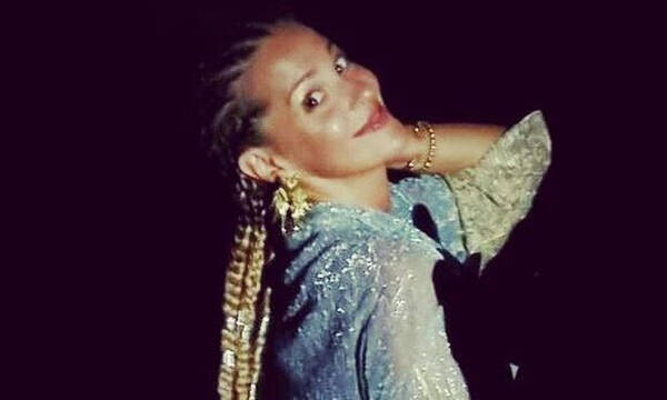 Αποθέωση για τη Νατάσα Μποφίλιου! Το στιλ στις διακοπές της στη Φολέγανδρο δεν το έχεις δει αλλού