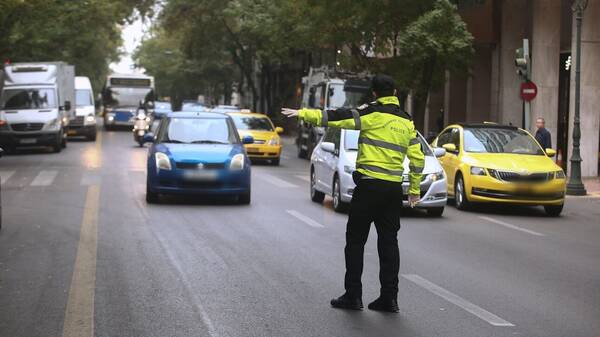 Περισσότεροι από 2.700 οδηγοί υπό την επήρεια αλκοόλ το πρώτο επτάμηνο του 2022