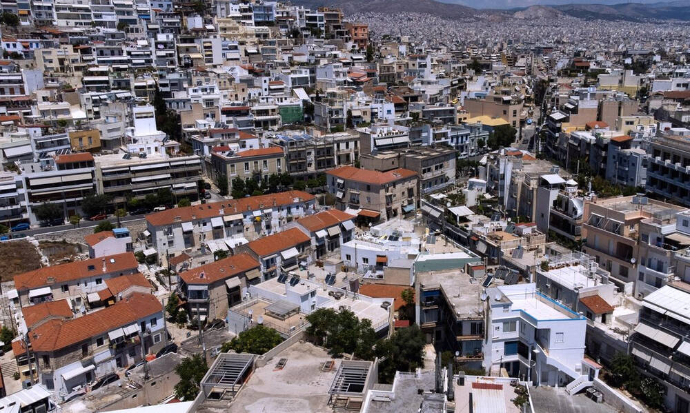 Προ των πυλών στεγαστικό πρόγραμμα 1,5 δισ. – Τι περιλαμβάνει, ποιοι οι δικαιούχοι