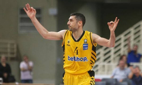 Ξανθόπουλος: «Χαρούμενος που επέστρεψα στην ΑΕΚ» (video)