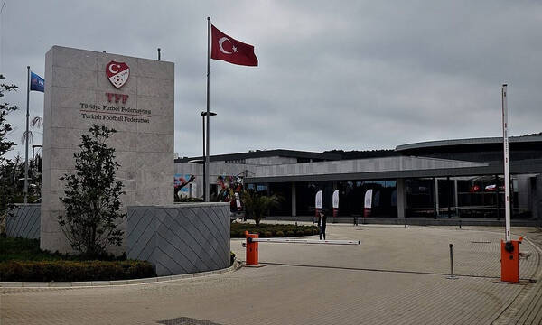 Χάος στην τουρκική ομοσπονδία: Πυροβολισμοί την ώρα της συνεδρίασης