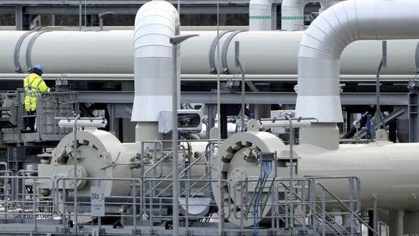 Πτώση 100 ευρώ στη διεθνή τιμή του φυσικού αερίου μέσα σε μια εβδομάδα