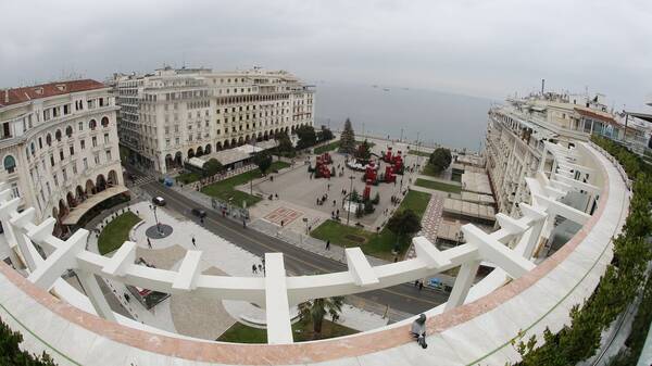 Αισθησιακές ταινίες, έκθεση φιδιών και άλογα: Τα απίστευτα αιτήματα για χρήση δημόσιων χώρων