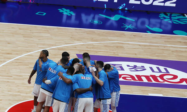 Eurobasket 2022: Οι διαιτητές του αγώνα της Ελλάδας με την Ουκρανία