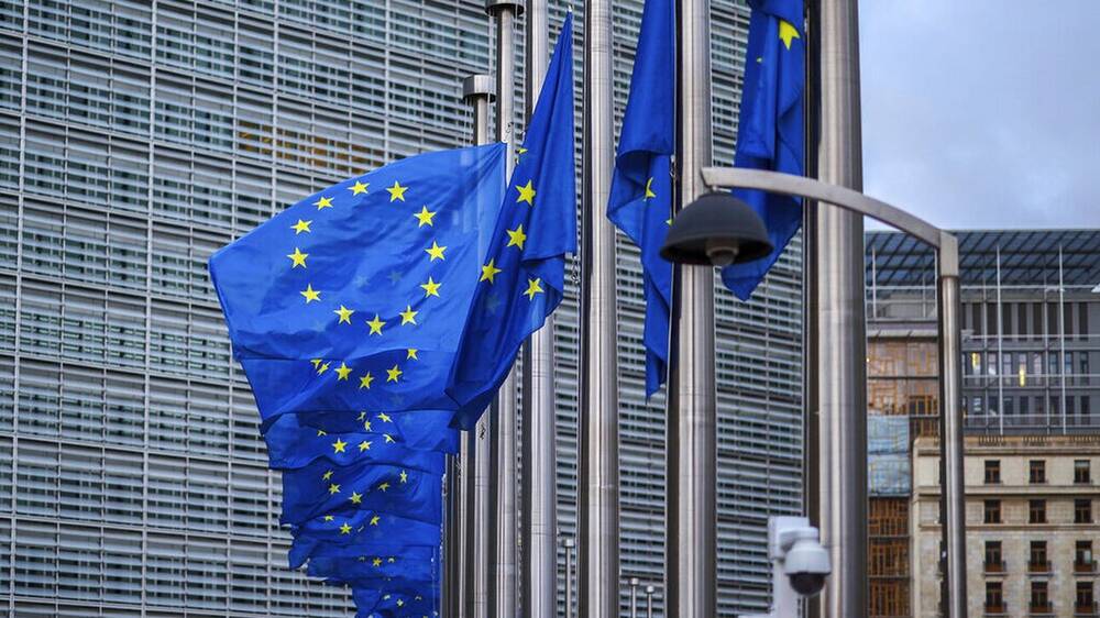 ΕΕ: Πλήρης αναστολή της διευκόλυνσης έκδοσης θεωρήσεων με τη Ρωσία