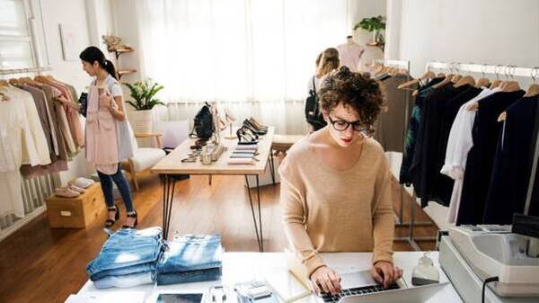 Πώς μπορεί μία μικρομεσαία επιχείρηση να παραμείνει ανταγωνιστική τη σημερινή εποχή;