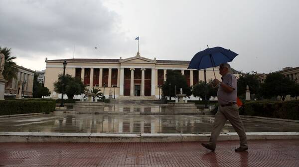 Καιρός: Αλλαγή σκηνικού με βροχές και καταιγίδες την Κυριακή