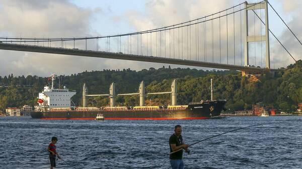 Αύξηση των τελών διέλευσης σε Σουέζ και Βόσπορο: Προβλήματα στην εφοδιαστική αλυσίδα στην Ευρώπη