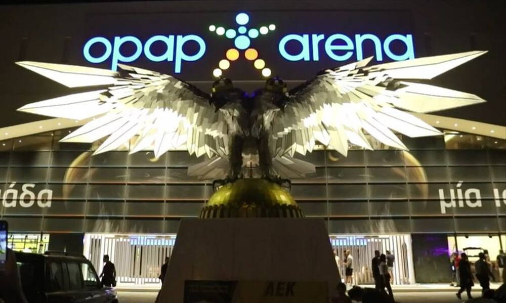 ΑΕΚ: Φωτίστηκε εντυπωσιακά ο δικέφαλος αετός στην «OPAP Arena» - Αναμμένες οι δάδες (videos)