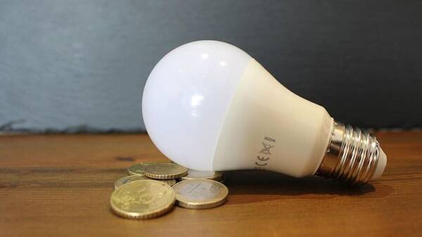 Τι ρεύμα θα πληρώσουμε τον Οκτώβριο - Τα νέα δεδομένα