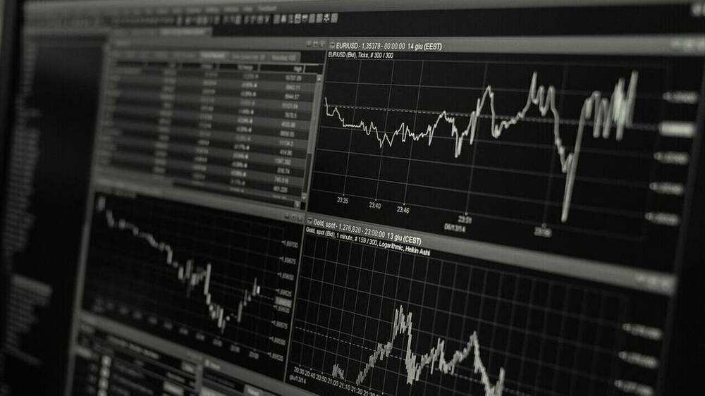 Προσπάθεια για τις 820 μονάδες στο Χρηματιστήριο Αθηνών παρά τις πιέσεις