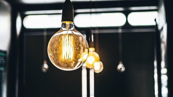 Κρατικές επιδοτήσεις στα τιμολόγια ρεύματος - Πόσα θα κερδίσουν οι καταναλωτές