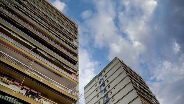 Εξοικονομώ – Ανακαινίζω: Πλήρης οδηγός για δικαιούχους, επιδοτήσεις και κριτήρια