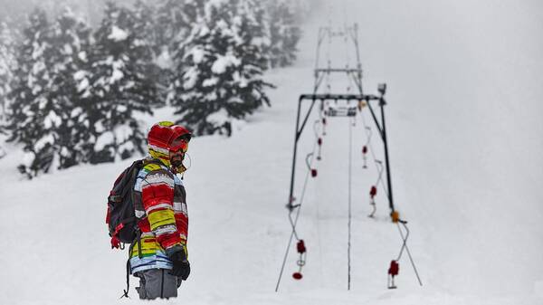 Χειμερινός Τουρισμός 2022-2023: 3 συν 1 vouchers για οικονομικές διακοπές