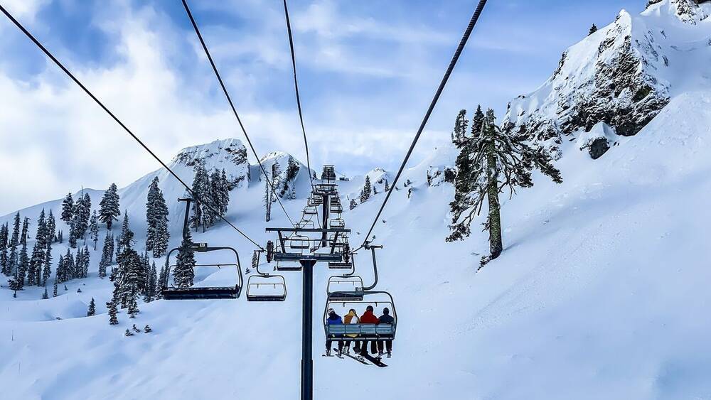 Χειμερινός Τουρισμός: 3 συν 1 vouchers για οικονομικές διακοπές