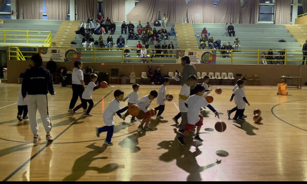 ΕΟΚ: Παιδικές φωνές και αθλητικό πνεύμα στην Κομοτηνή 