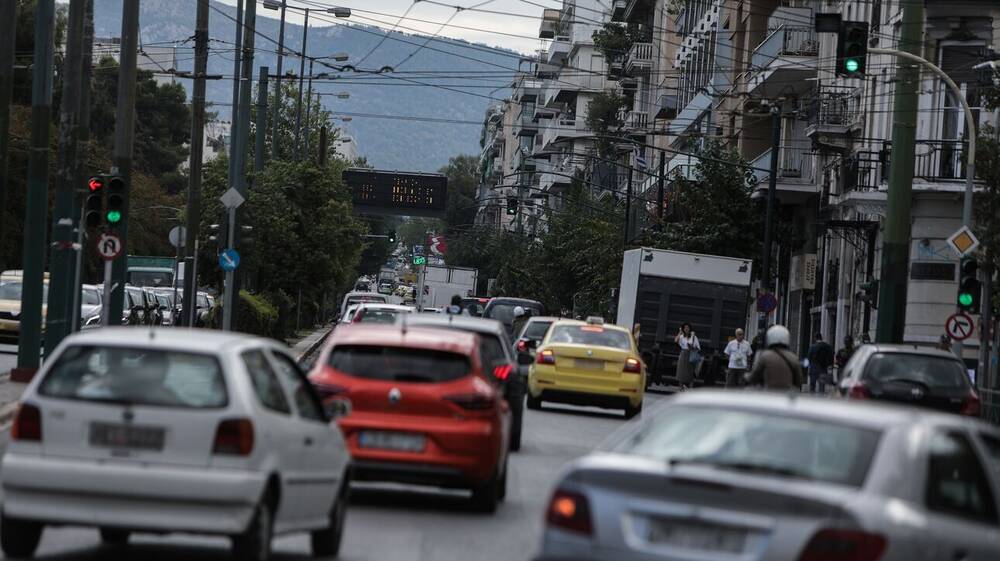 Τέλη κυκλοφορίας 2023: Πώς θα τα πληρώσετε - Βήμα προς βήμα η διαδικασία