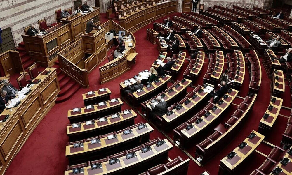 Στη Βουλή το νομοσχέδιο για τις παρακολουθήσεις - Τι προβλέπει