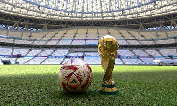 Al Hilm: Η νέα επίσημη μπάλα για τους τελικούς του Παγκοσμίου Κυπέλλου FIFA 2022™ από την Adidas