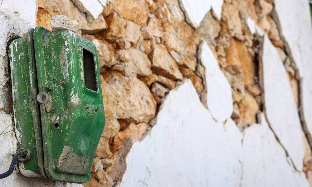 Πληρώθηκαν οι πληγείσες από τους σεισμούς επιχειρήσεις στο Αρκαλοχώρι