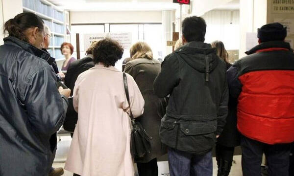 Επίδομα ανεργίας: Πόσο θα αυξηθεί λόγω του κατώτατου μισθού