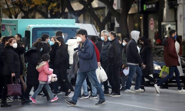 Σαρώνει το «κοκτέιλ» κορονοϊού και γρίπης - Αυξάνονται τα κρούσματα