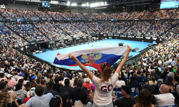 Australian Open: Απαγορεύτηκαν οι ρωσικές σημαίες στις εξέδρες