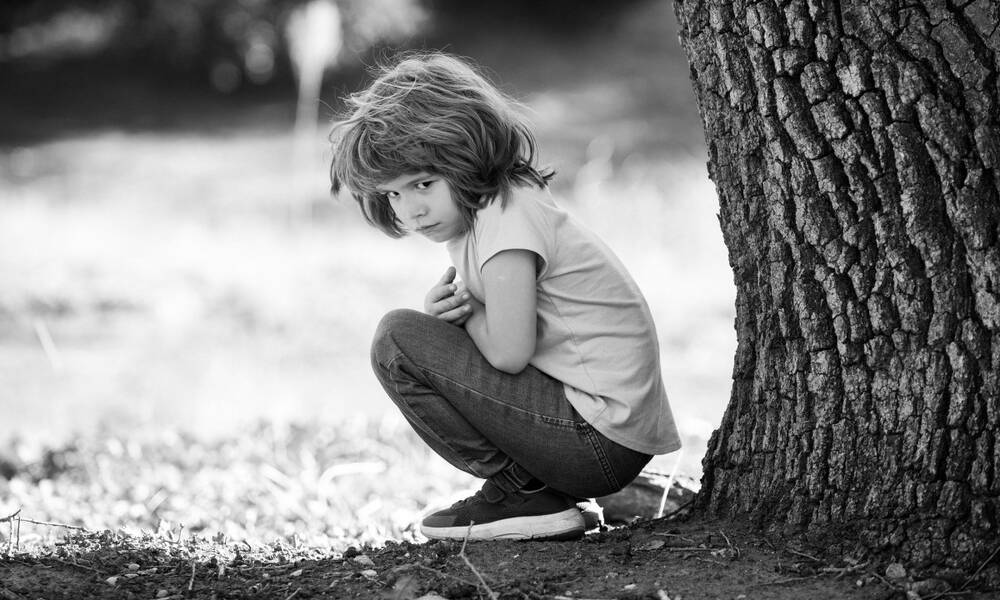 Παραμέληση παιδιού: Με ποια προβλήματα ψυχικής υγείας σχετίζεται