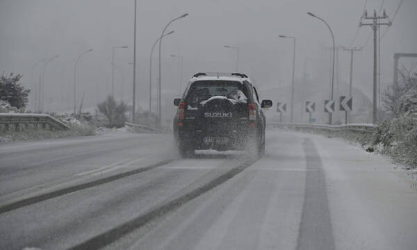Αντιολισθητικές αλυσίδες: Πώς τις τοποθετούμε στο όχημά μας - Χρήσιμες οδηγίες