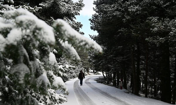 Κακοκαιρία Μπάρμπαρα: Από τις 11:00 χιόνια στο δαχτυλίδι της Αττικής Οδού