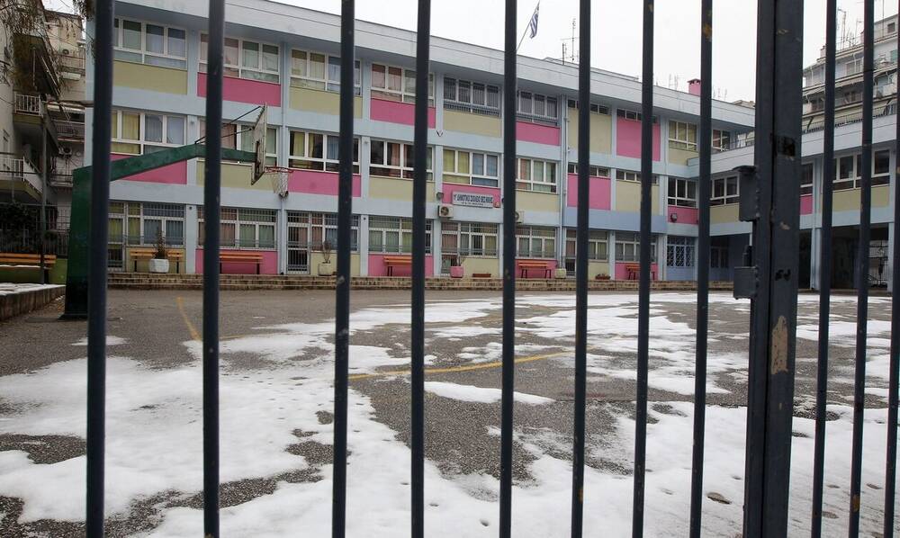Κακοκαιρία Μπάρμπαρα: Κλειστά σχολεία και την Τρίτη - Ποια θα λειτουργήσουν στην Αττική