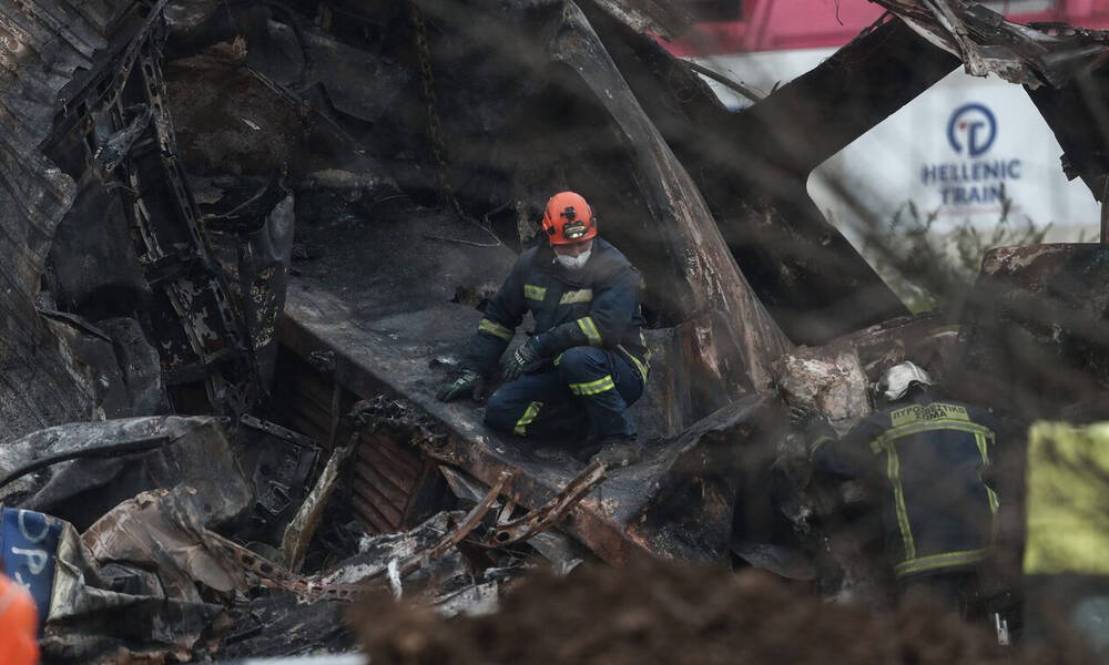 Τραγωδία στα Τέμπη: Στους 57 οι νεκροί, λέει η ιατροδικαστής Ρουμπίνη Λεονταρή