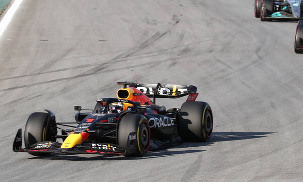 Formula 1: Θρίαμβος για Πέρες και Red Bull στο Αζερμπαϊτζάν