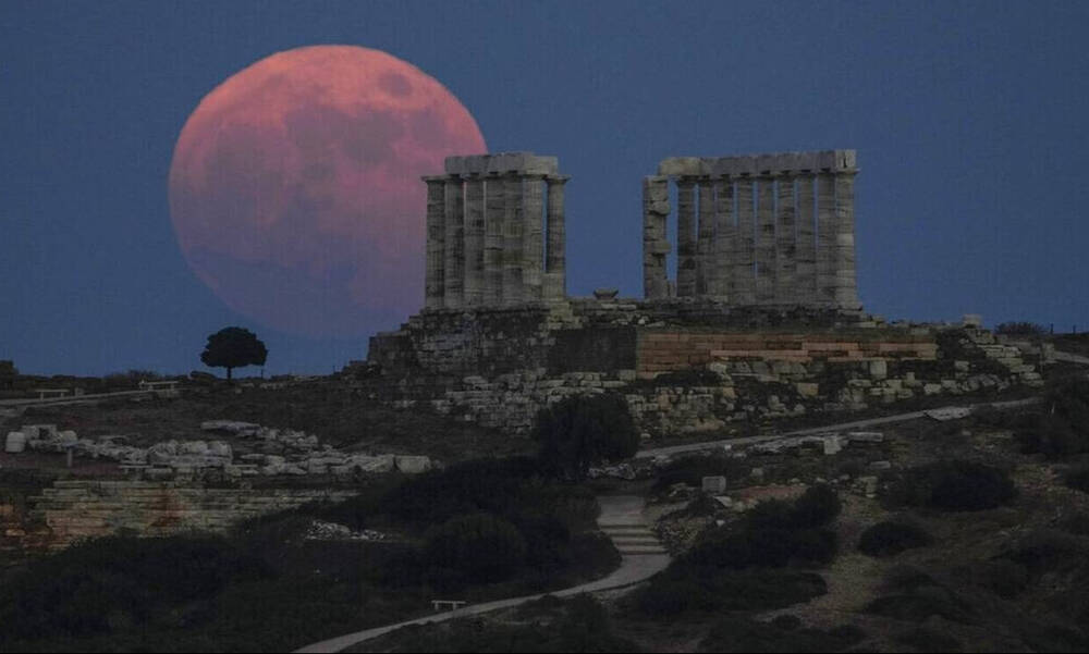 Πανσέληνος Ιουνίου 2023: Πότε θα δούμε στον νυχτερινό ουρανό το «Φεγγάρι της Φράουλας»