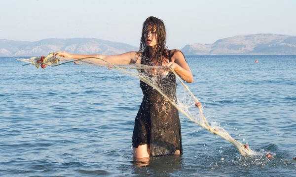 Κορινθίου: Οι νέες φωτό της με μαγιό είναι το κάτι άλλο!