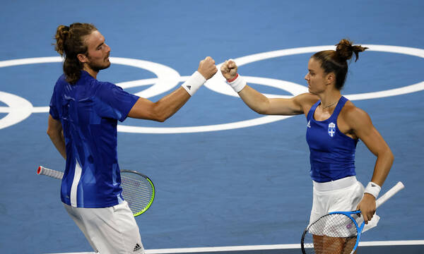 Στέφανος Τσιτσιπάς – Μαρία Σάκκαρη: Ρίχνονται στη «μάχη» του Wimbledon | Η ώρα και το κανάλι