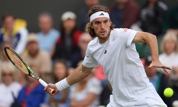 Στέφανος Τσιτσιπάς: «Λύγισε» τον Τιμ σε αγώνα θρίλερ – Με Άντι Μάρεϊ στον δεύτερο γύρο του Wimbledon