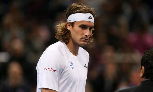 Στέφανος Τσιτσιπάς: Λύγισε από την κούραση στο Wimbledon - Αποκλεισμός στο διπλό