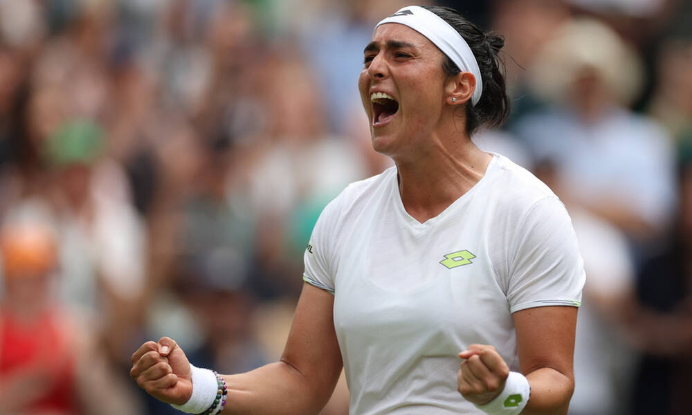 Wimbledon: Η Ονς Ζαμπέρ «εκθρόνισε» τη Ριμπάκινα – Στα ημιτελικά κι η εντυπωσιακή Αρίνα Σαμπαλένκα