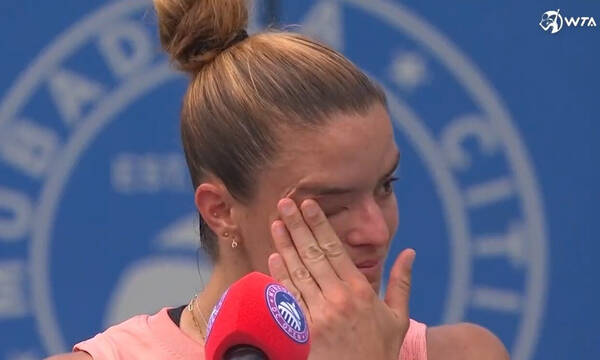 Έβαλε τα κλάματα η Σάκκαρη