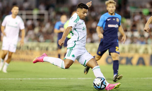 Ο έρωτας της οικογένειας Παλάσιος για τη Σαντορίνη