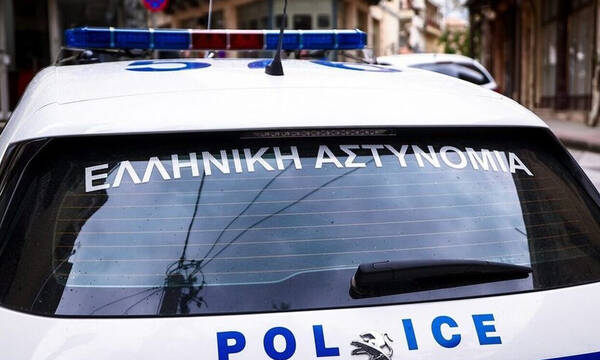 Αγρίνιο: Σπείρα εξαπατούσε ηλικιωμένους – Τουλάχιστον οκτώ συλλήψεις, πάνω από 195.000 ευρώ η λεία